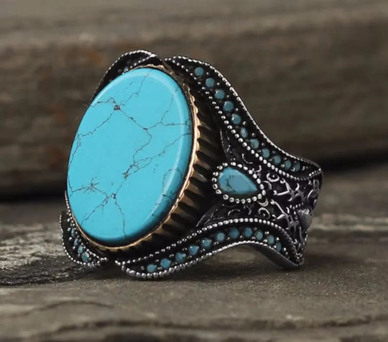 Men's antique silver alloy ring with turquoise details on round band