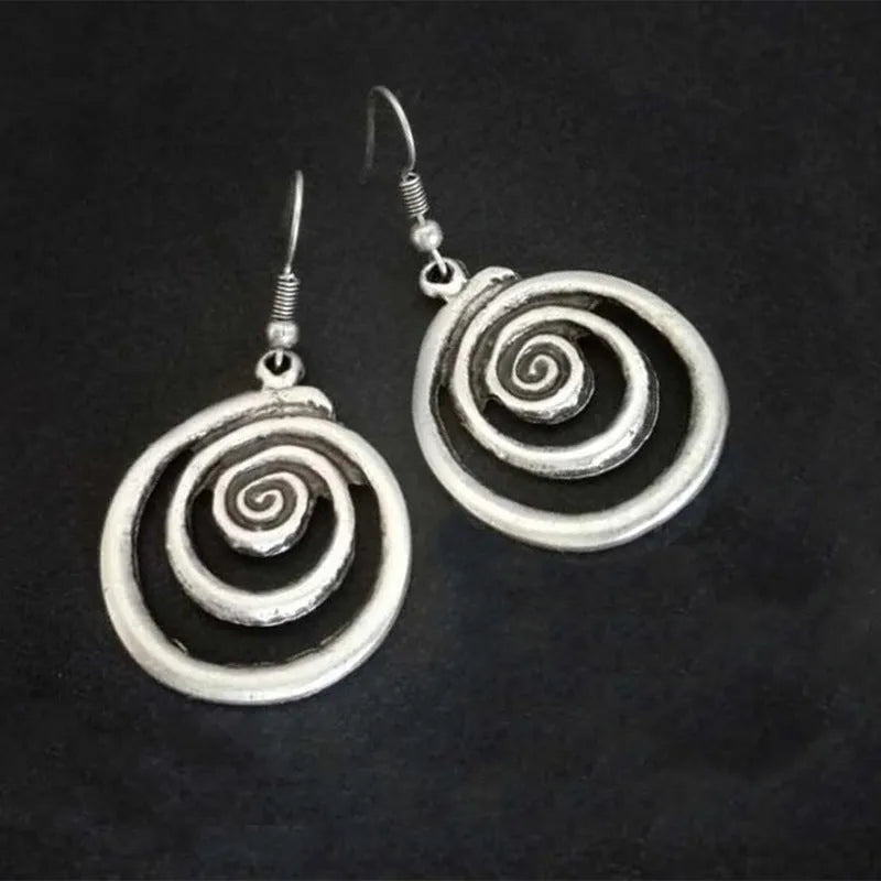 Silver geometric spiral distressed alloy earrings measuring 2.6×5cm