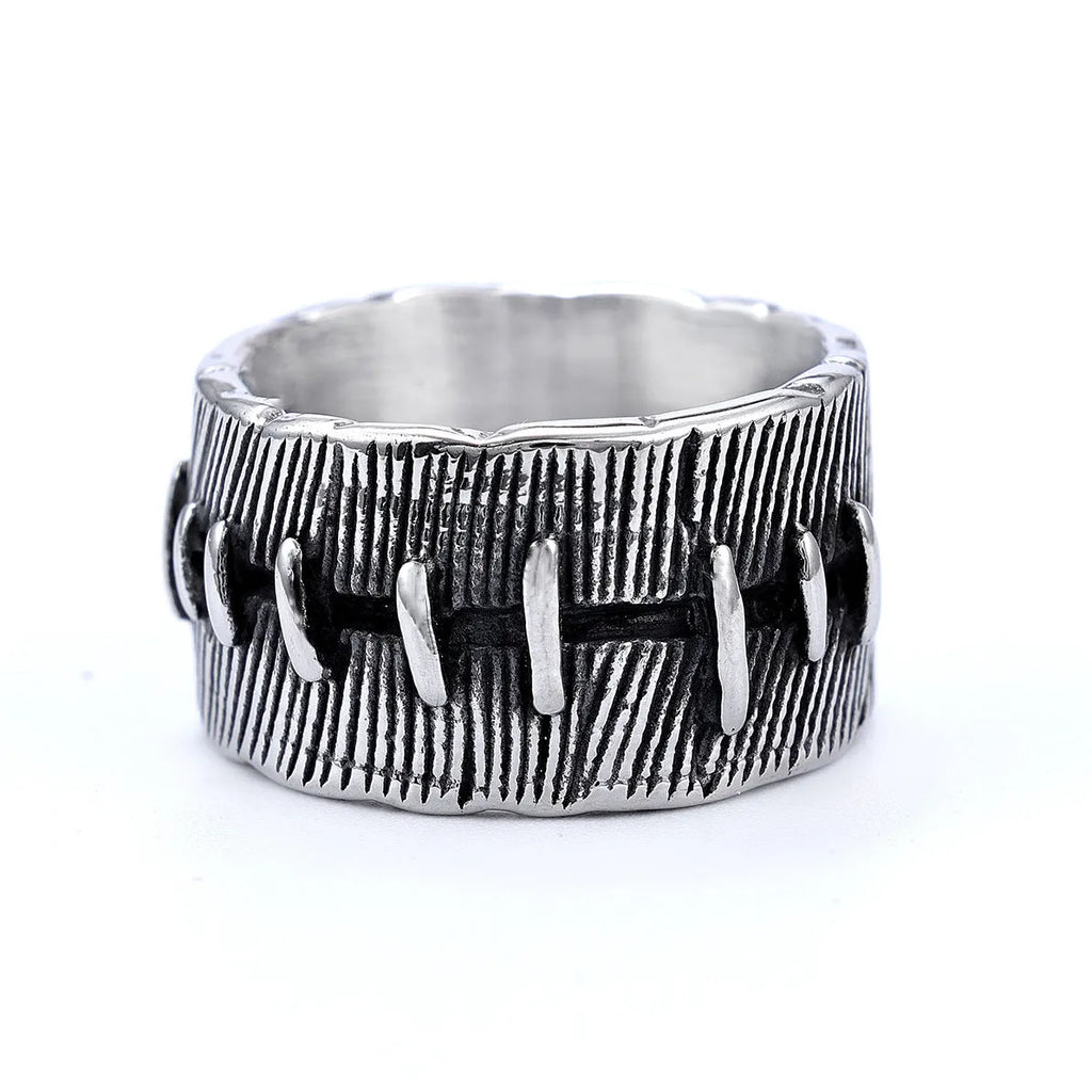 Titanium steel dark punk stitched ring with geometric U-shape design and double ring element in retro colour
