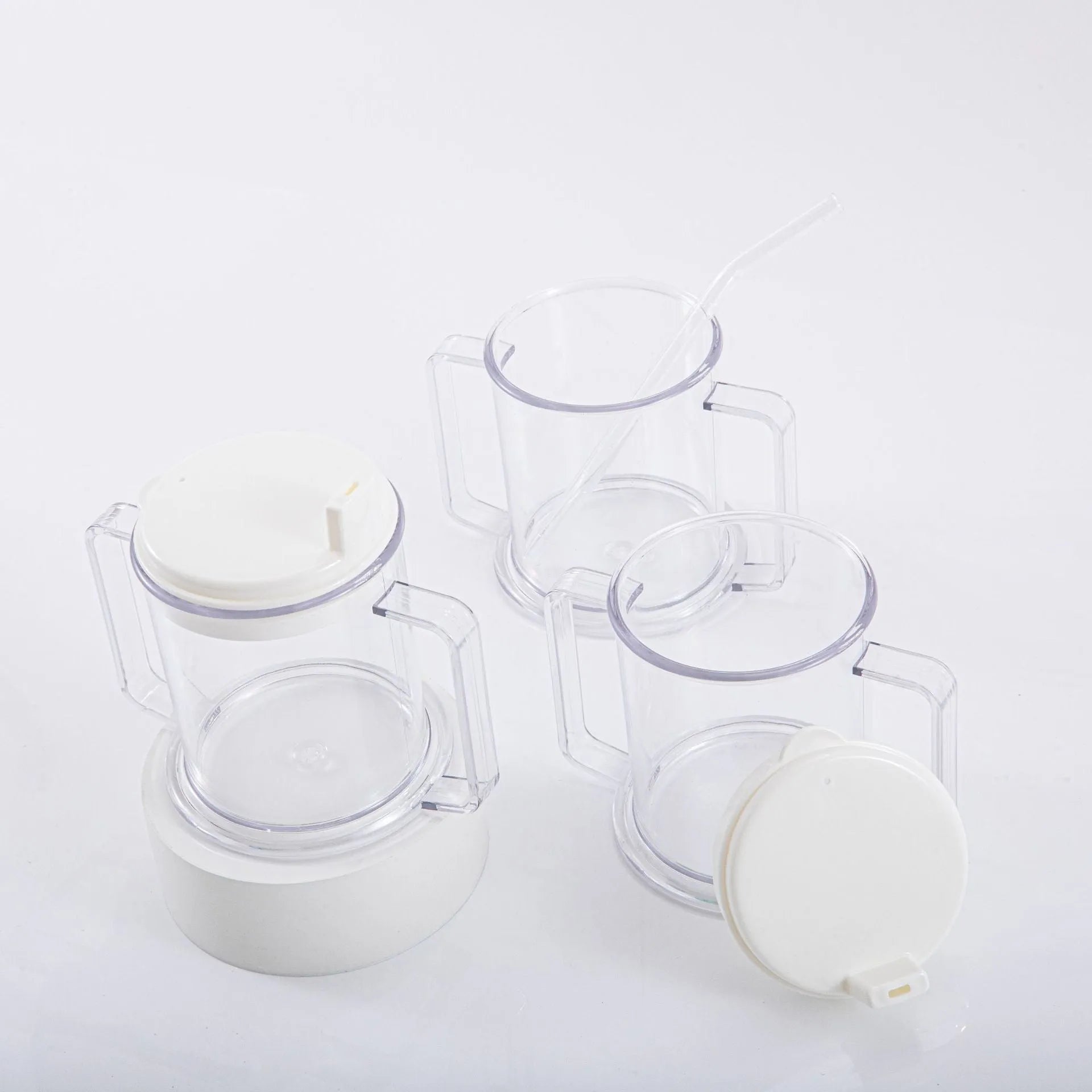 Transparent plastic drinking cup with spill-proof design showing 301-400ml capacity