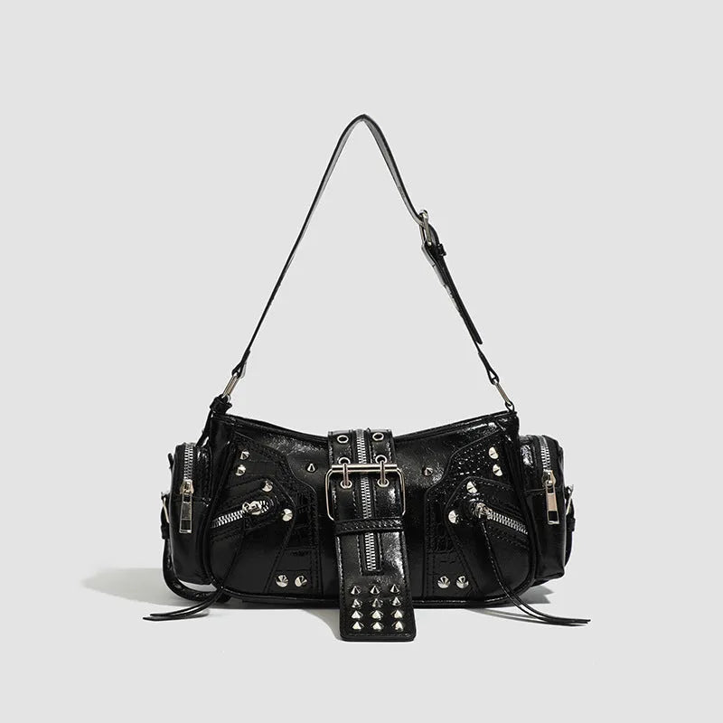 Black retro dumpling-shaped handbag with oil wax leather finish and three-dimensional pocket design
