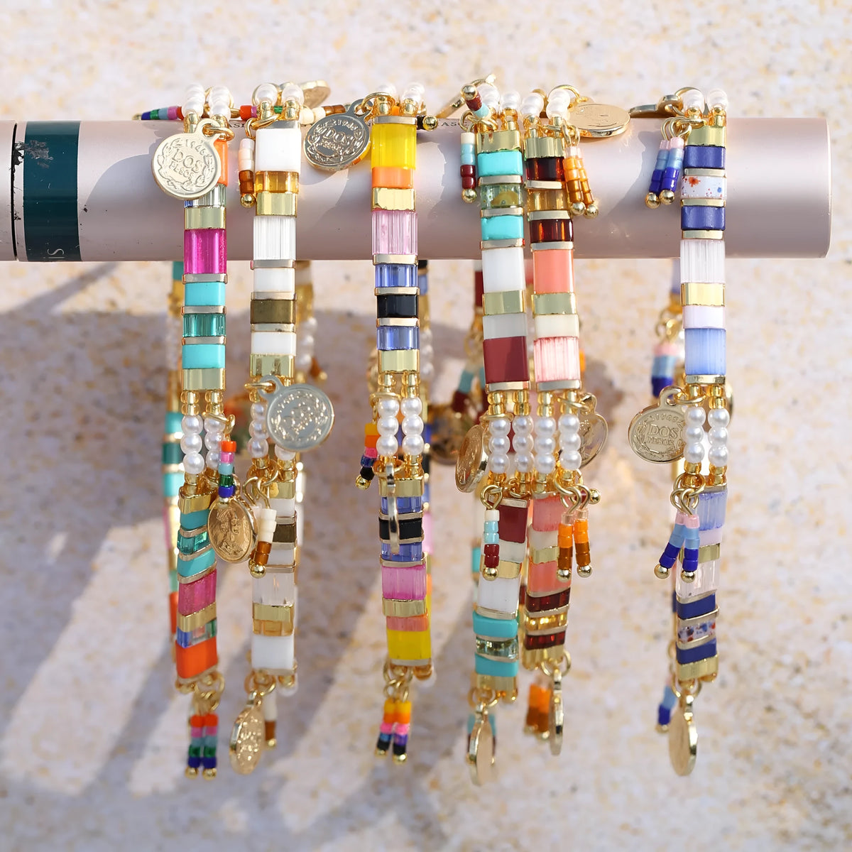 Women's glass coloured beaded bracelet with imitation pearl elements in original design