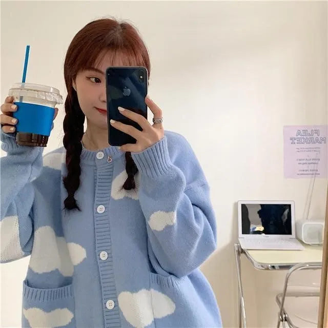 Blue cloud pattern women's cardigan sweater with loose fit and long sleeves for autumn winter wear