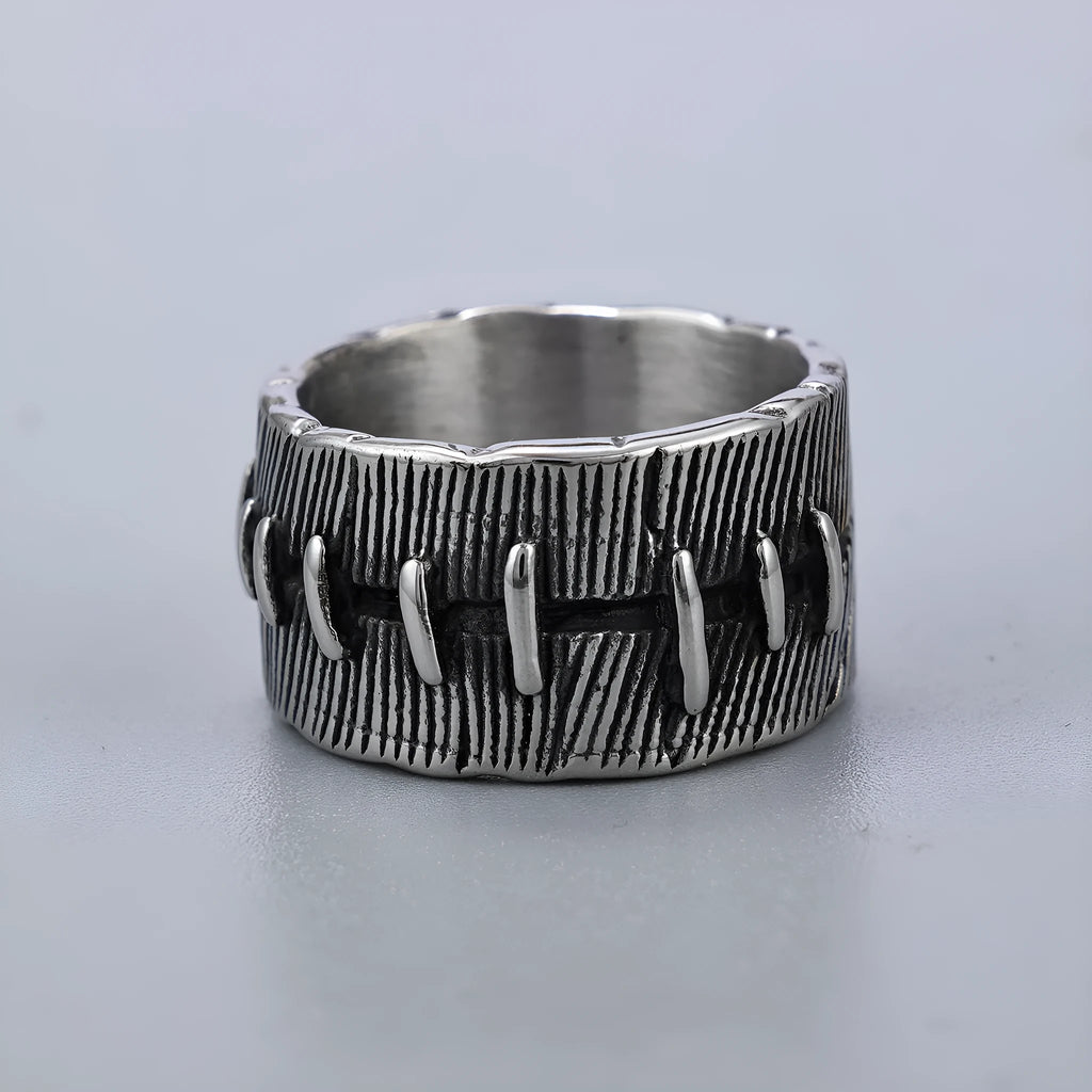 Titanium steel dark punk stitched ring with geometric U-shape design and double ring element in retro colour