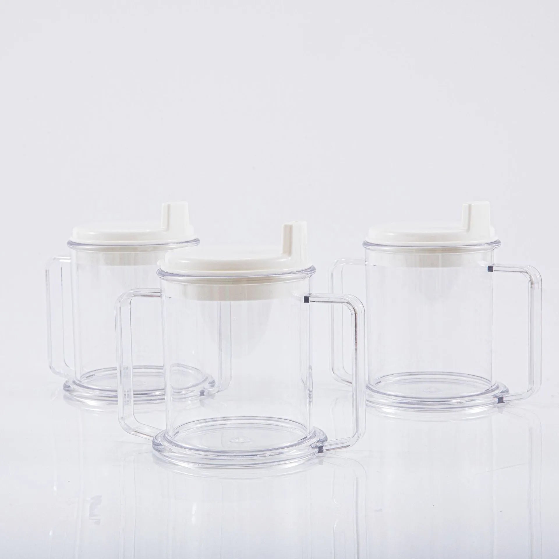 Transparent plastic drinking cup with spill-proof design showing 301-400ml capacity