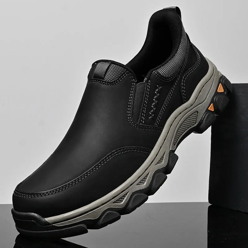 Men's casual leather-style shoes with round toe and flat heel in dark brown colour