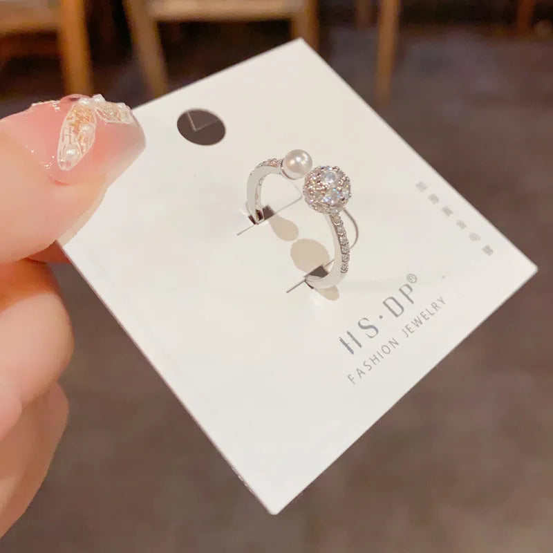 Women's adjustable round zircon open-end pearl ring with gold plating in gold or silver colour