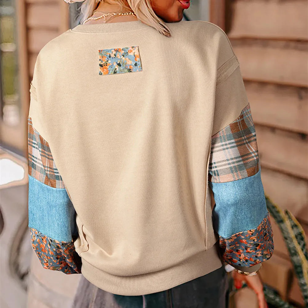 Women's loose fit long-sleeved top with plaid stitch pattern in beige colour