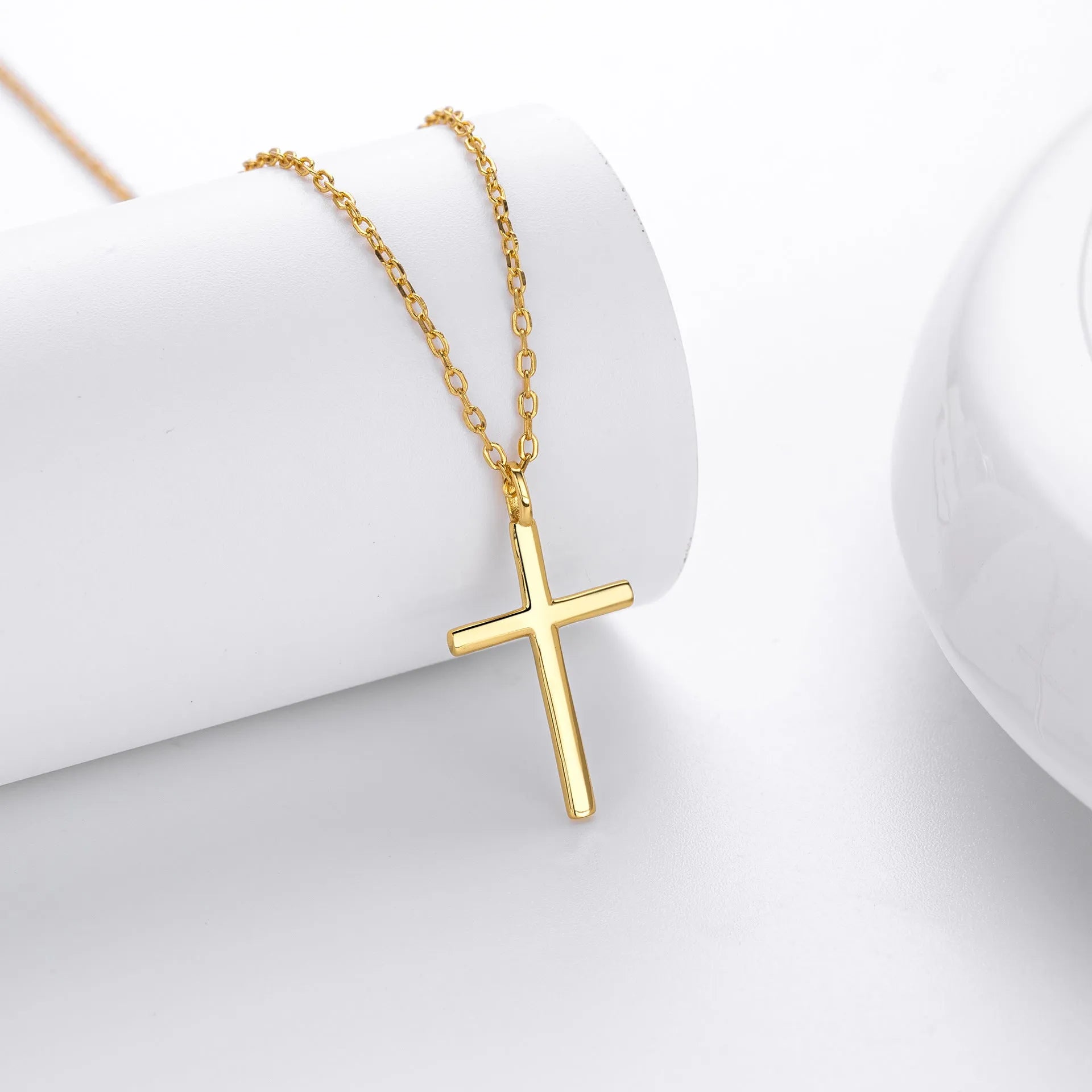 S925 sterling silver necklace with simple cross pendant on O-chain in gold plating