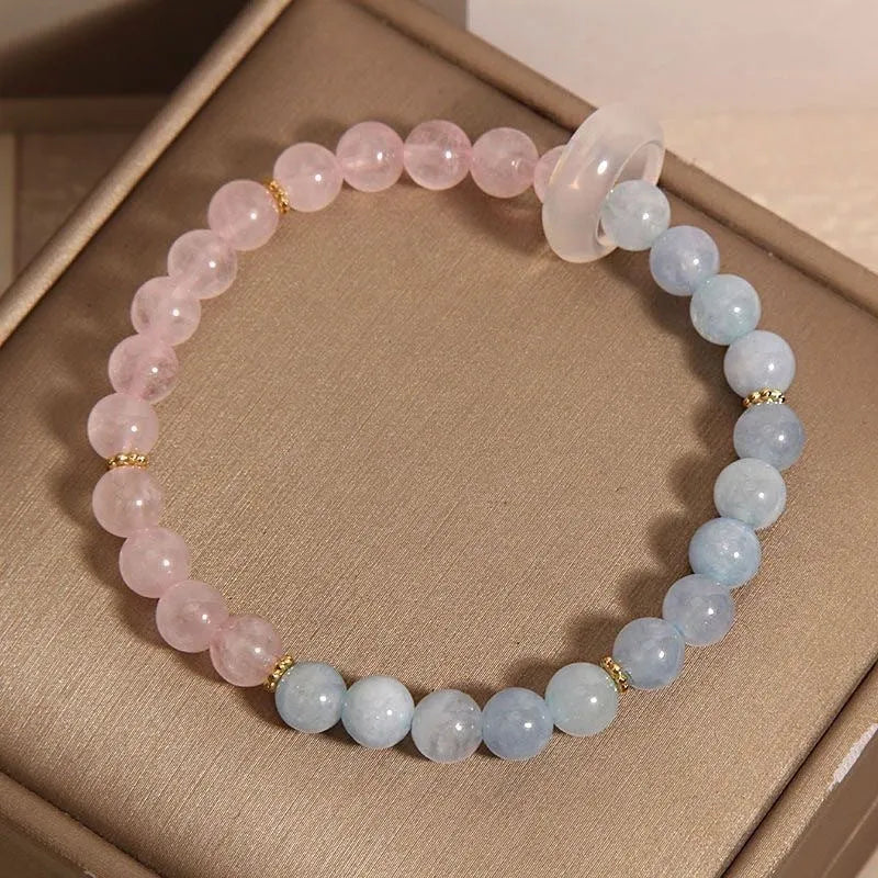 Aquamarine crystal women's bracelet with mixed materials and geometric round elements