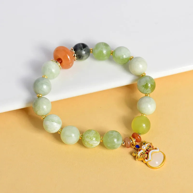 Green milk-in-water jade geometric pendant bracelet measuring 10mm with retro style
