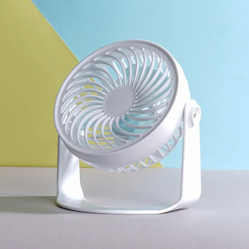 USB desktop fan with clip attachment showing compact 19x15x10cm design and three blades