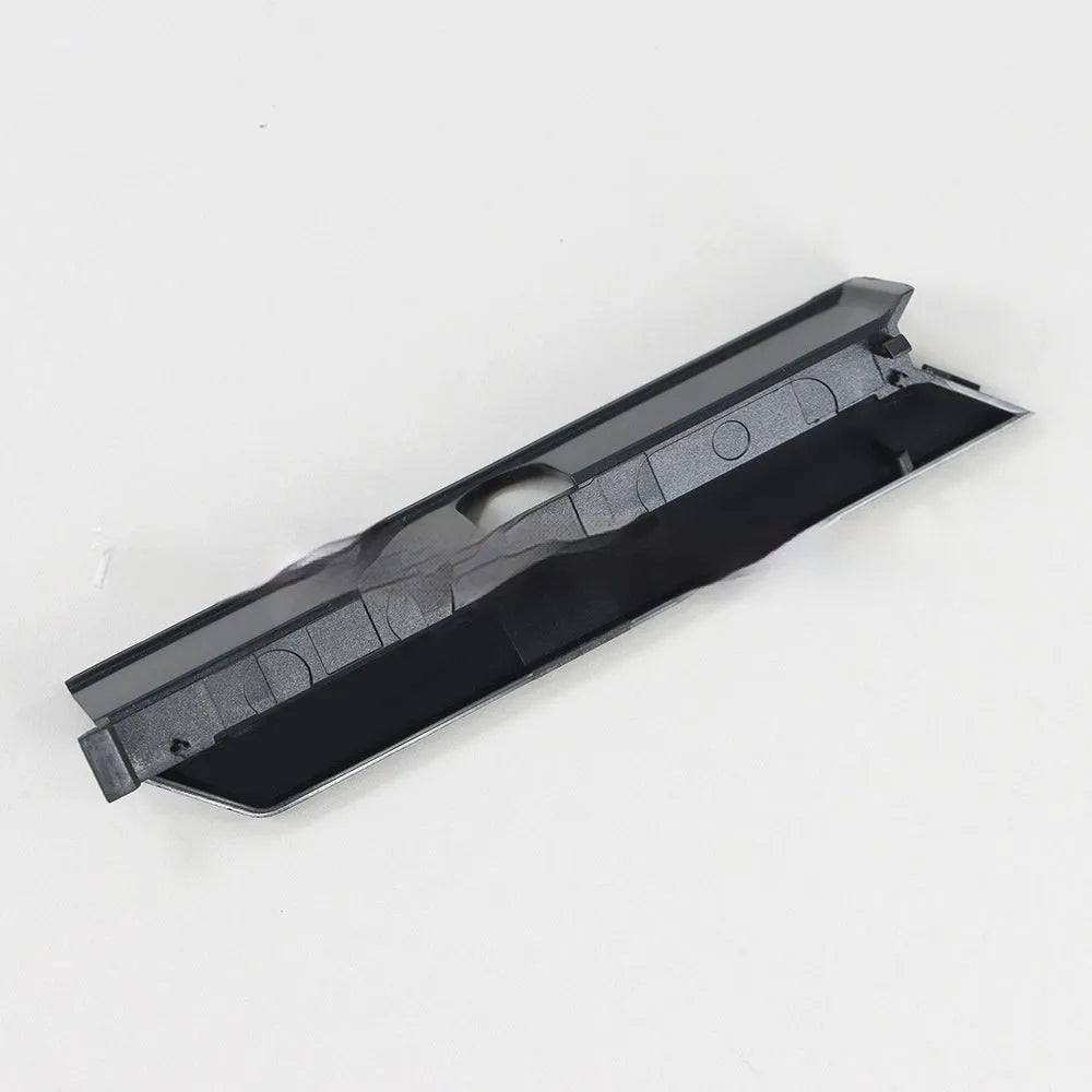 Black and white plastic hard drive covers for 3.5-inch drive bays