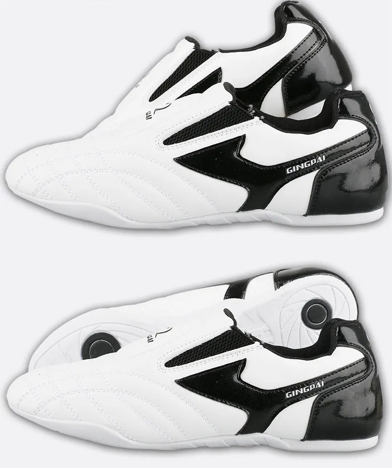 Black and white children's professional taekwondo martial arts shoes with soft sole