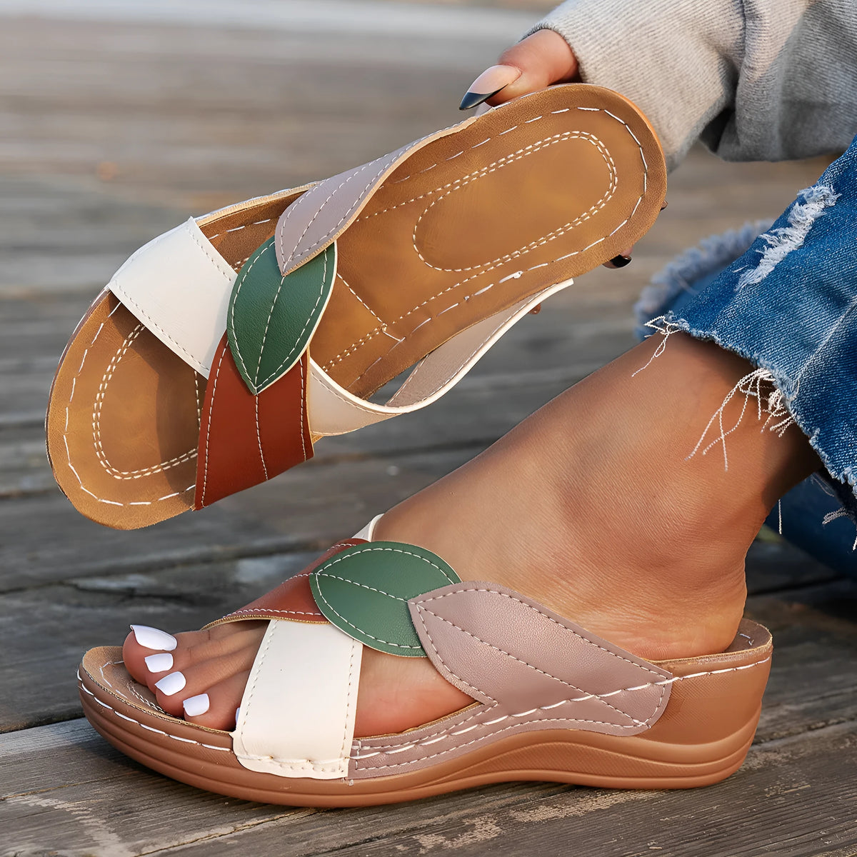 Women's black casual slipper with cross-strap and thick sole, open toe design