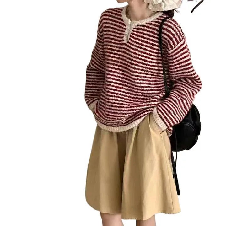 Women's retro loose striped cashmere sweater in blue or red colour with plaid pattern details
