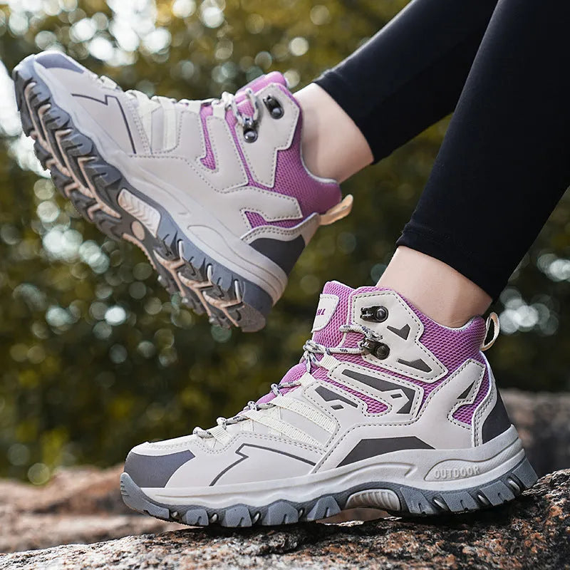 High-top hiking sneakers in black with flannel upper and natural rubber outsole