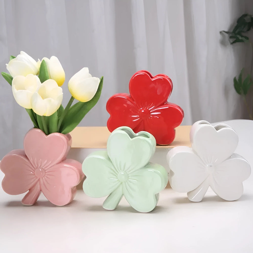 European style clover ceramic vase in white porcelain available in four colours