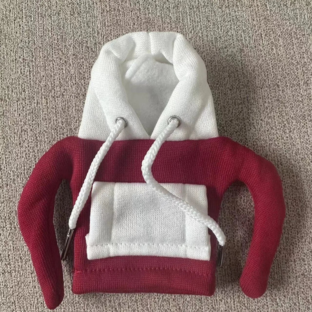 Polyester car gear lever hooded cover in red and white colour combination showing 12x13cm dimensions