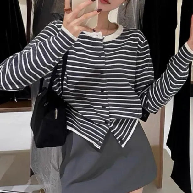 French-style women's striped cardigan in dark grey and white with slim fit and 40cm length