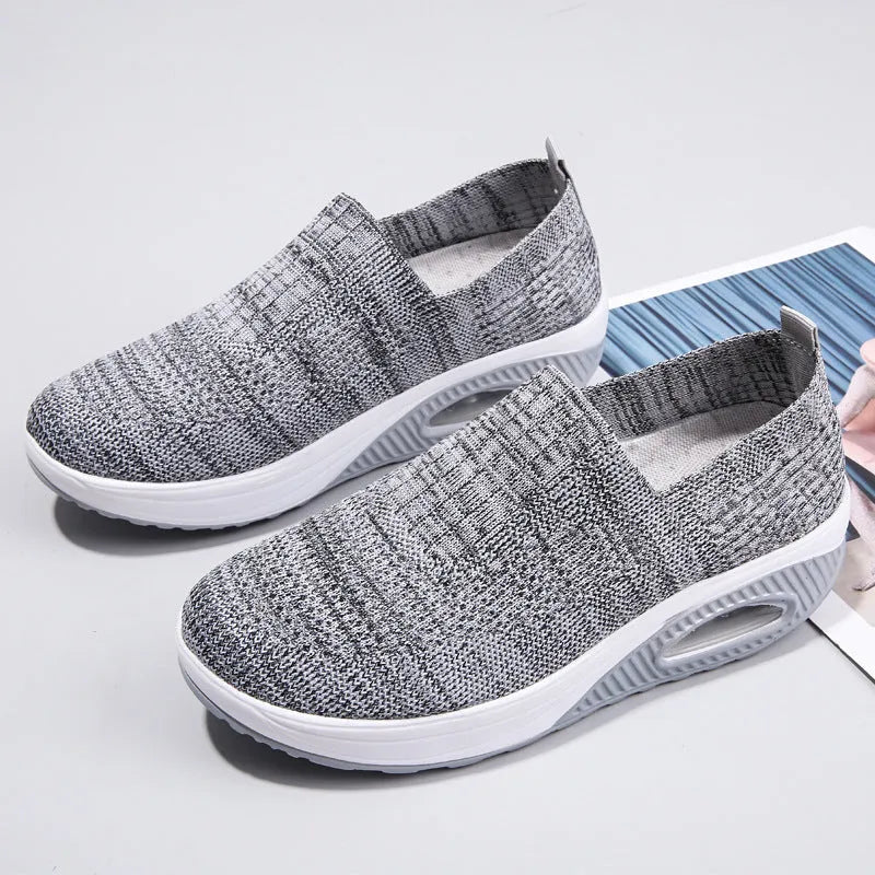 Women's mesh outdoor running shoes with round toe and mid heel in multiple colour options