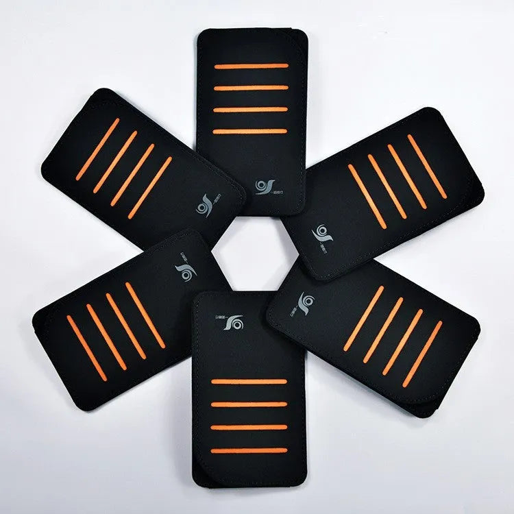 Car sun visor shading panel set showing four foldable tablets and a vehicle-mounted storage bag in grey or black.