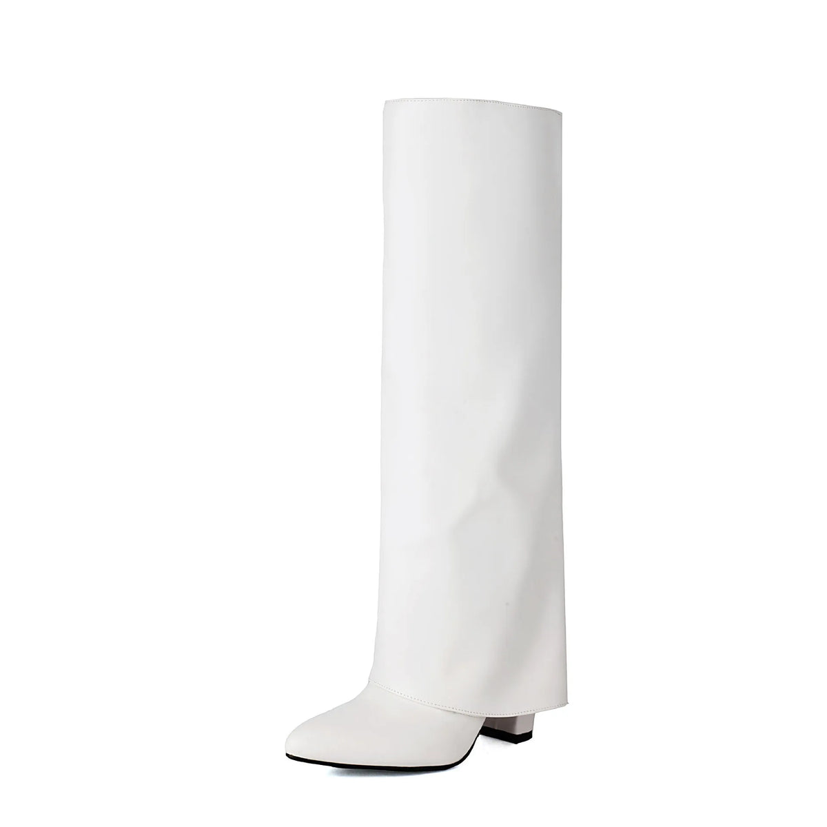 Women's plus size thick high heel boots in black with sewing line detailing and high cylinder design