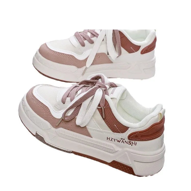 Children's lace-up shoes with cross straps and thick rubber soles in beige colour