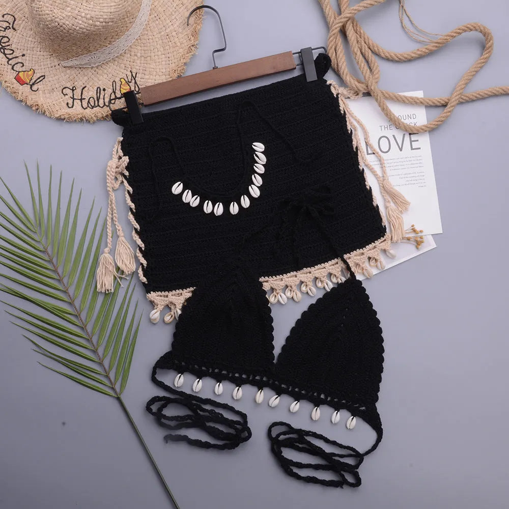 Handmade shell design women's lace-up split swimsuit in solid colours for beach use