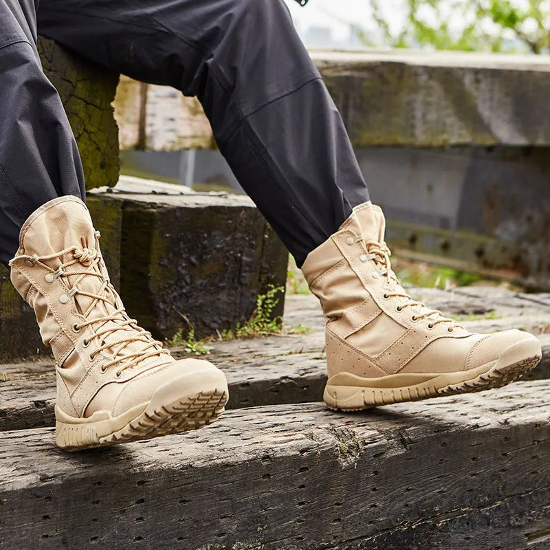 Yulong unisex tactical desert combat boots in black and sand colours for outdoor climbing and hiking.