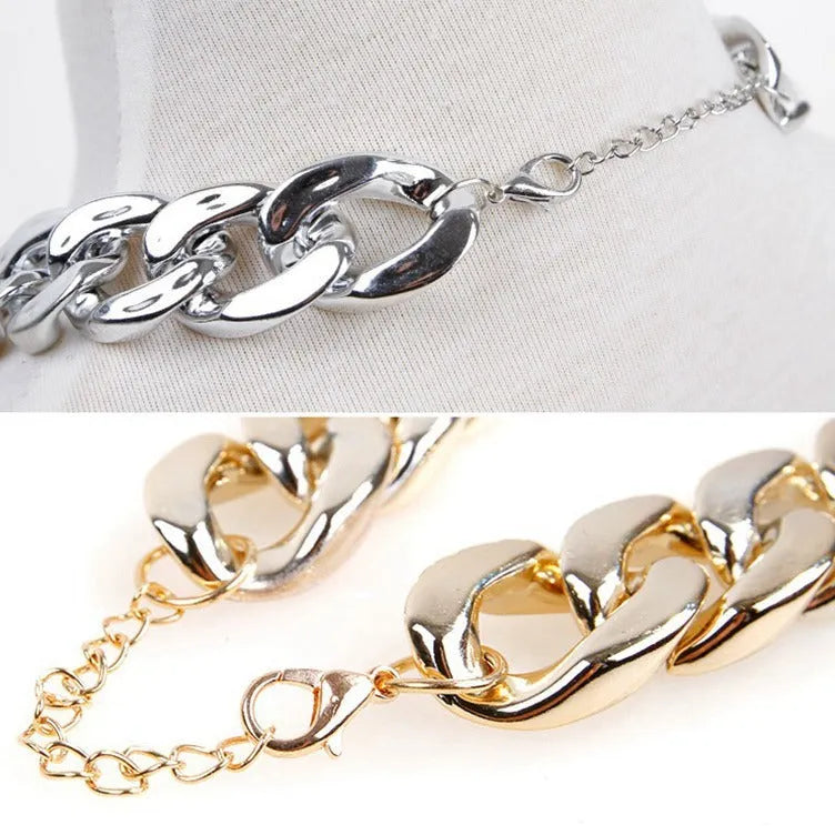 Gold colour chain dog collar with geometric plastic design for small to medium sized pets