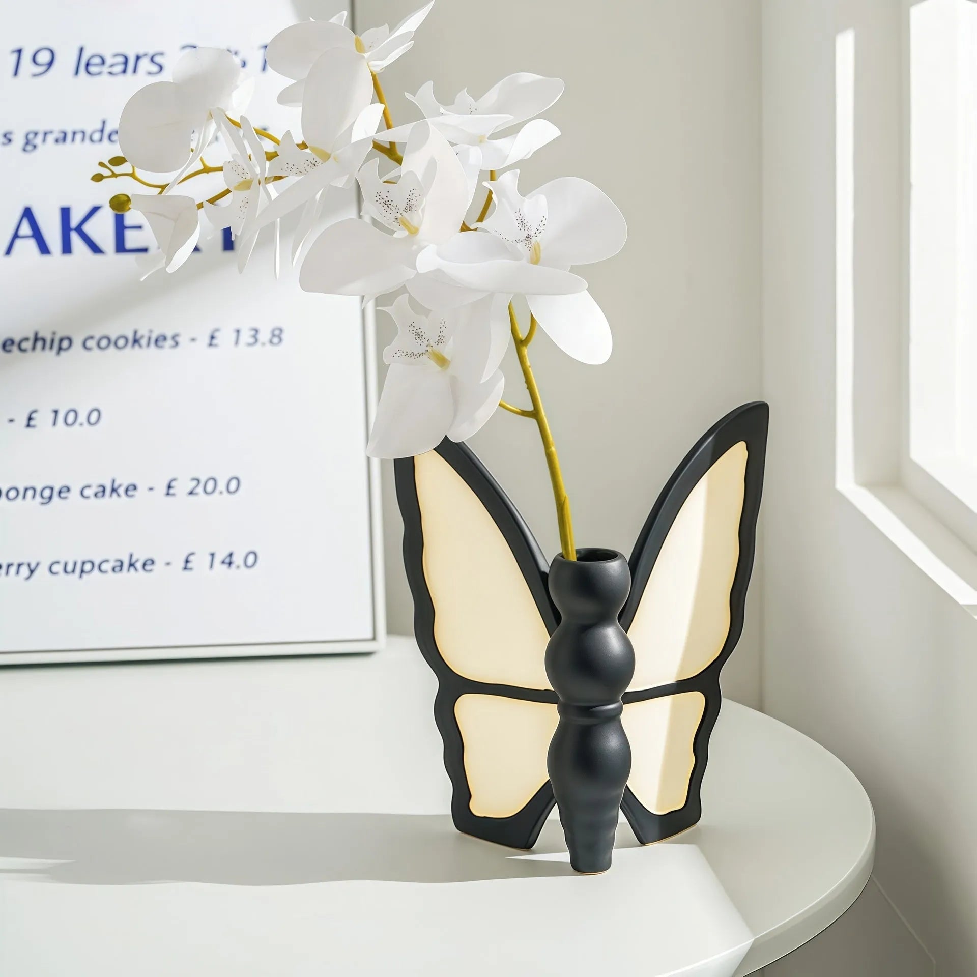 Ceramic butterfly vase and matching waterproof tissue box set for living room decor
