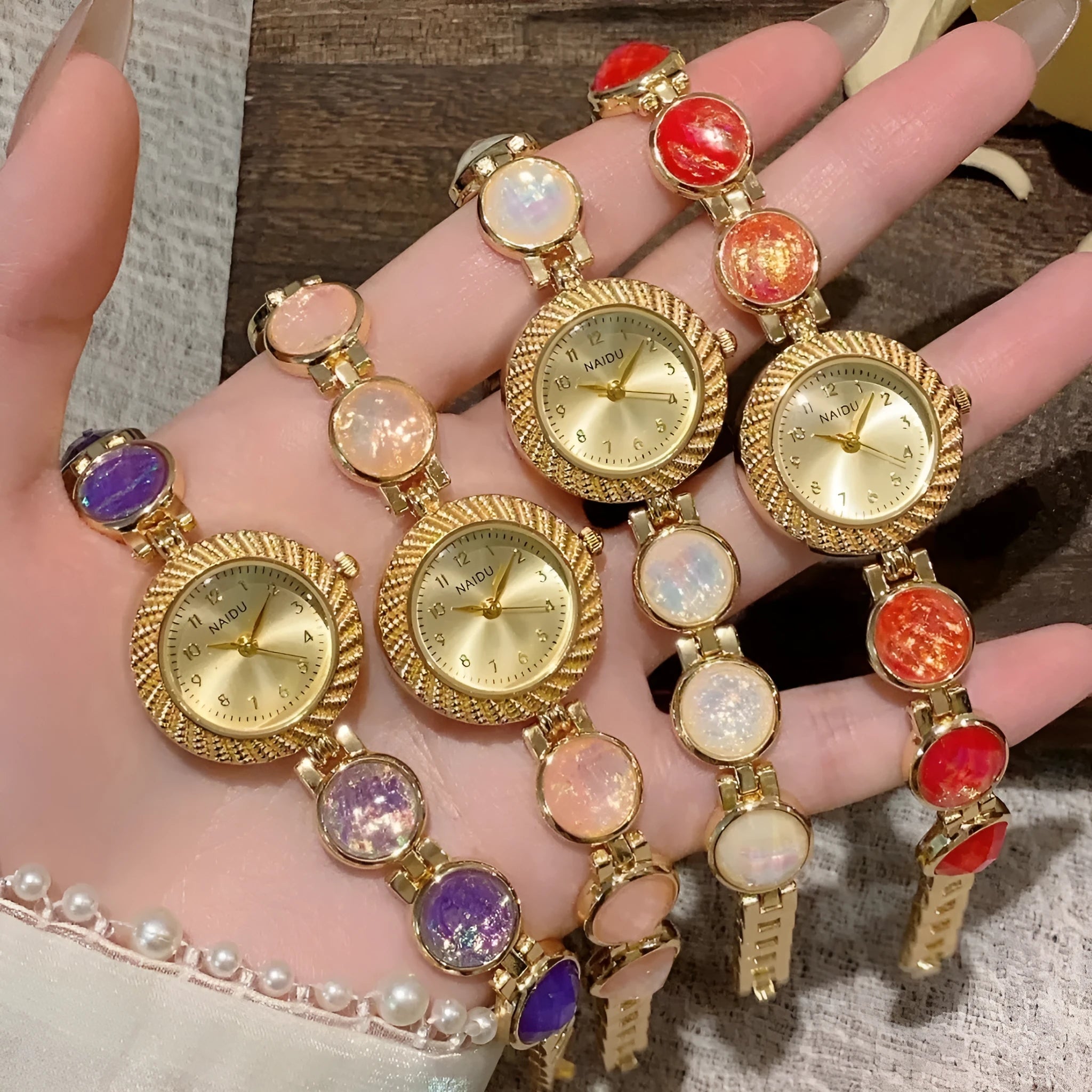Women's round quartz watch with 25mm dial in one of six colours: milky white, dark green, purple, light green, cherry pink, or orange pink.
