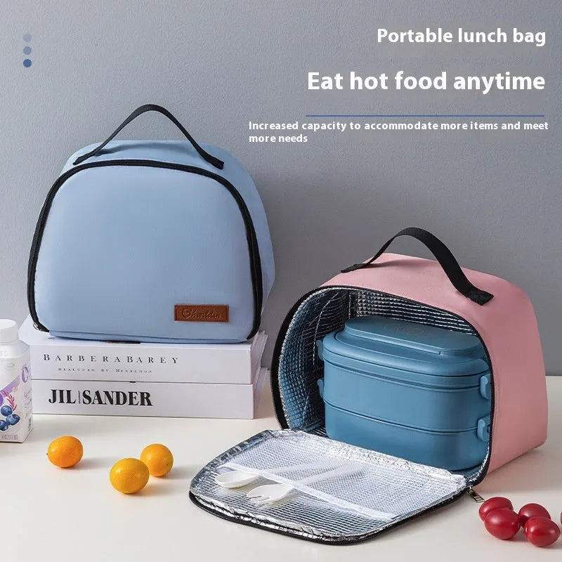 Large capacity insulated lunch bag in textured cloth fabric with modern simplicity styling