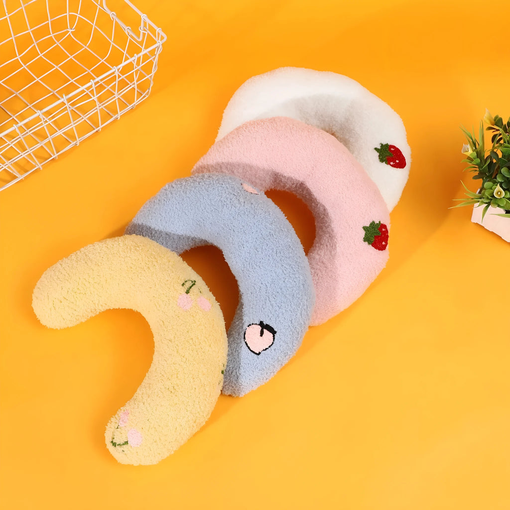 Cartoon half moon U-shaped pillow for cats in yellow, blue, pink, or white cloth