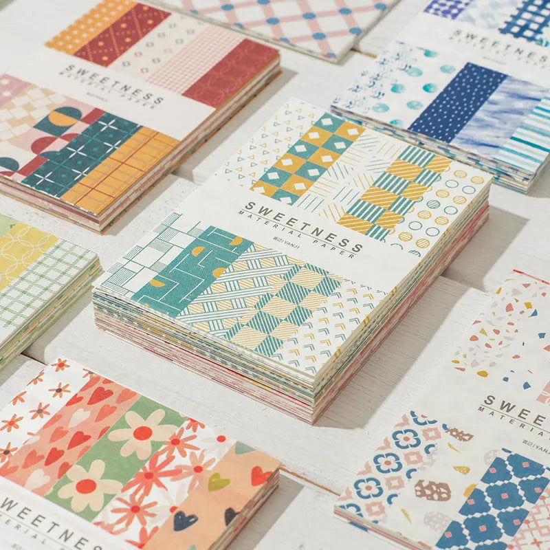 50 sheets of retro dessert-themed note paper measuring 56 by 83 millimetres