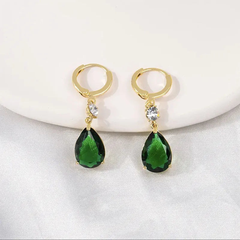 Emerald green geometric teardrop alloy earrings with structured drop design