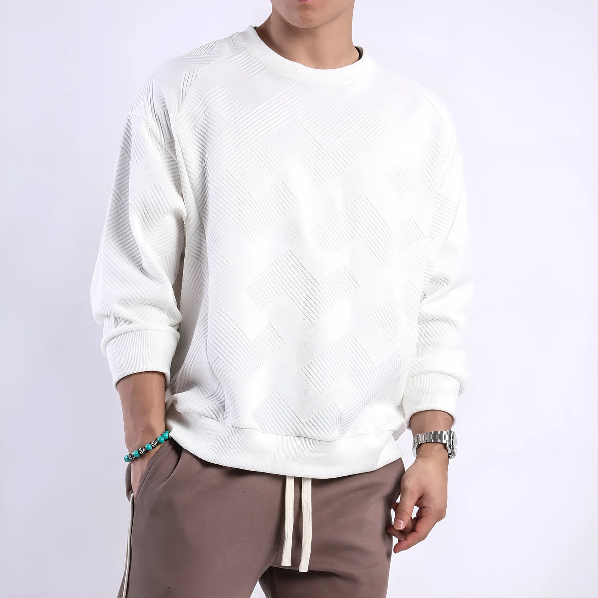 Men's twill jacquard long sleeve pullover sweater in loose fit with round neck