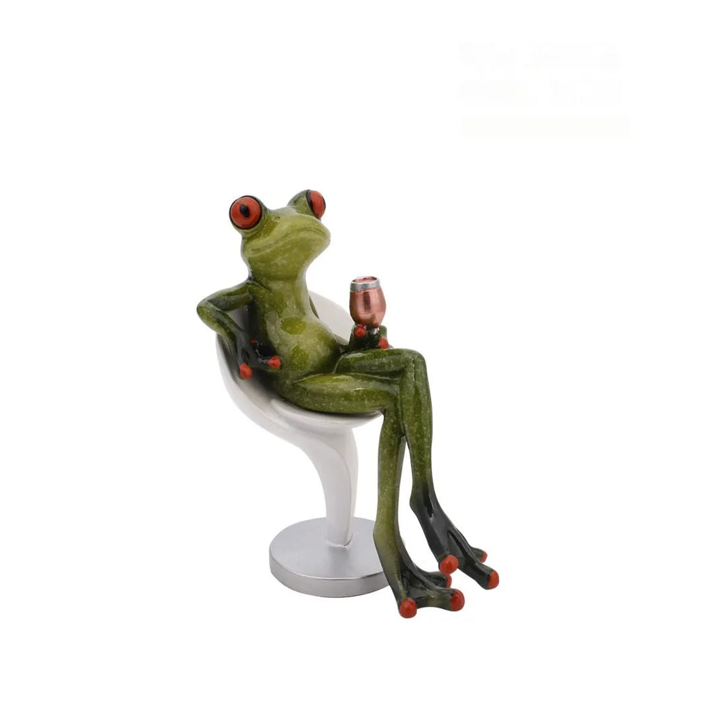 Pastoral style synthetic resin frog decoration figurine for home shelf display.