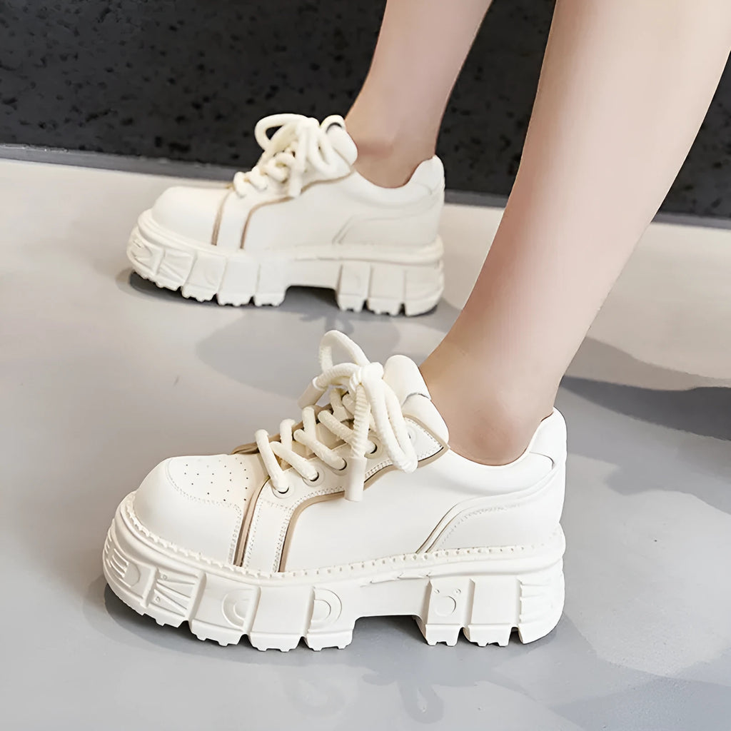 Women's beige wedge shoes with rubber foam sole and viscose upper