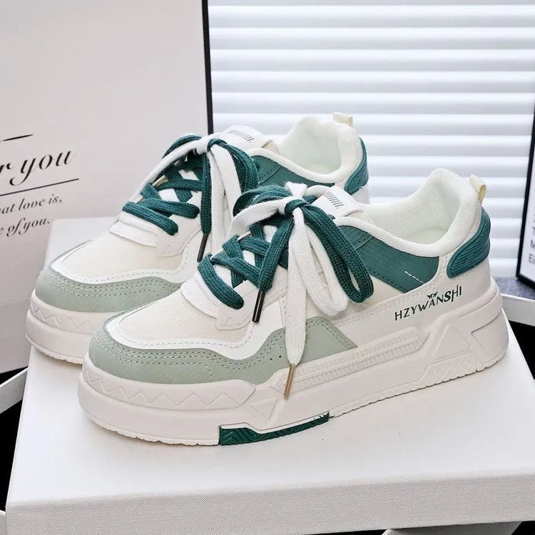 Children's lace-up shoes with cross straps and thick rubber soles in beige colour