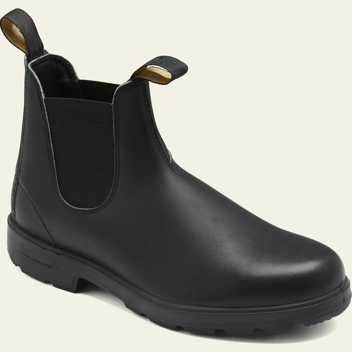 Vintage unisex Chelsea boots in black with round toe and frosted artificial PU upper