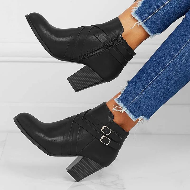 Plus size women's grey short ankle boots with 7cm chunky heel and side zipper detail
