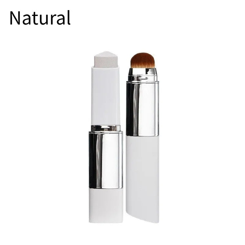 Blanc Cover Cream Stick V Foundation brush with removable head, light colour