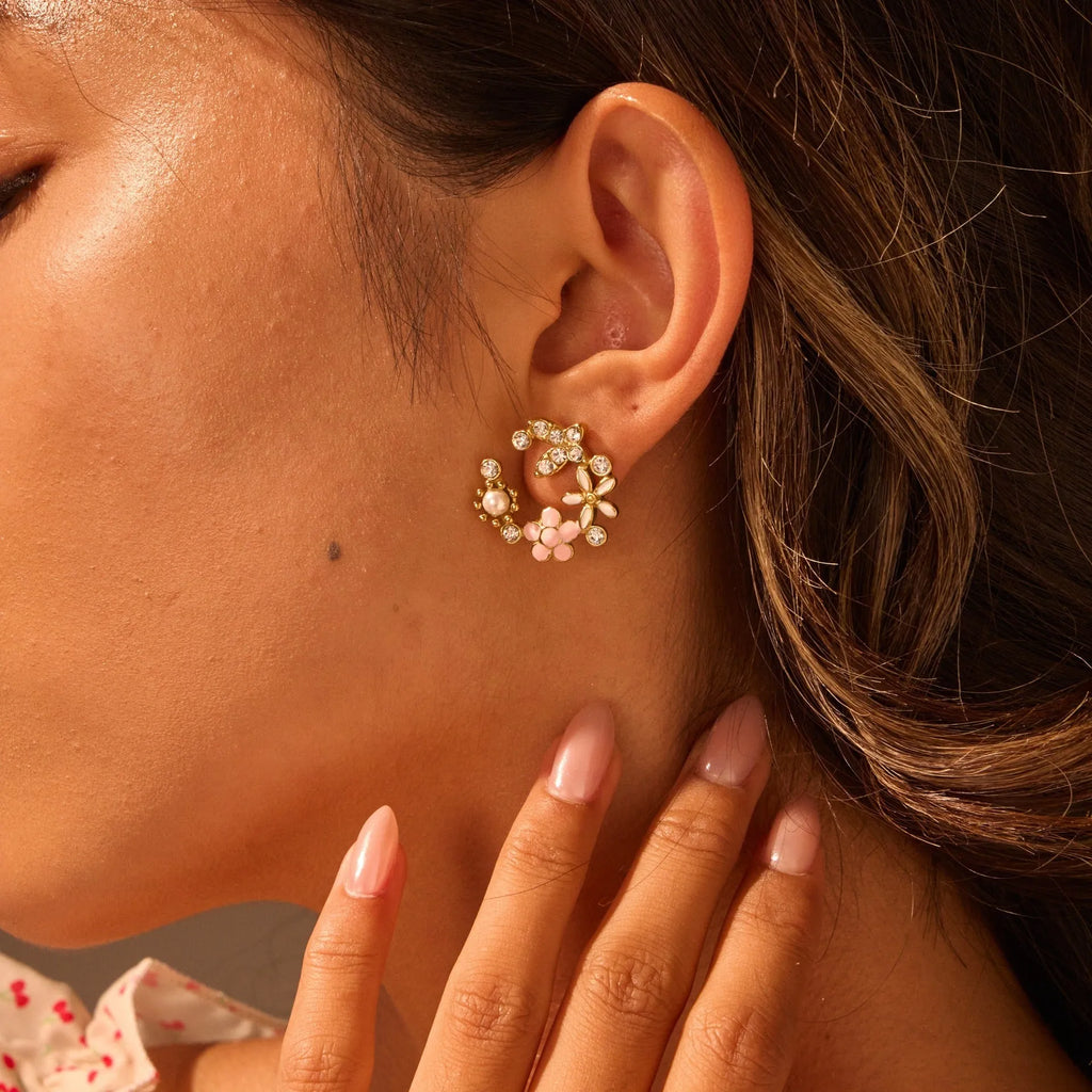 Women's stainless steel flower stud earrings with 18K gold plating and colourful diamond electroplating