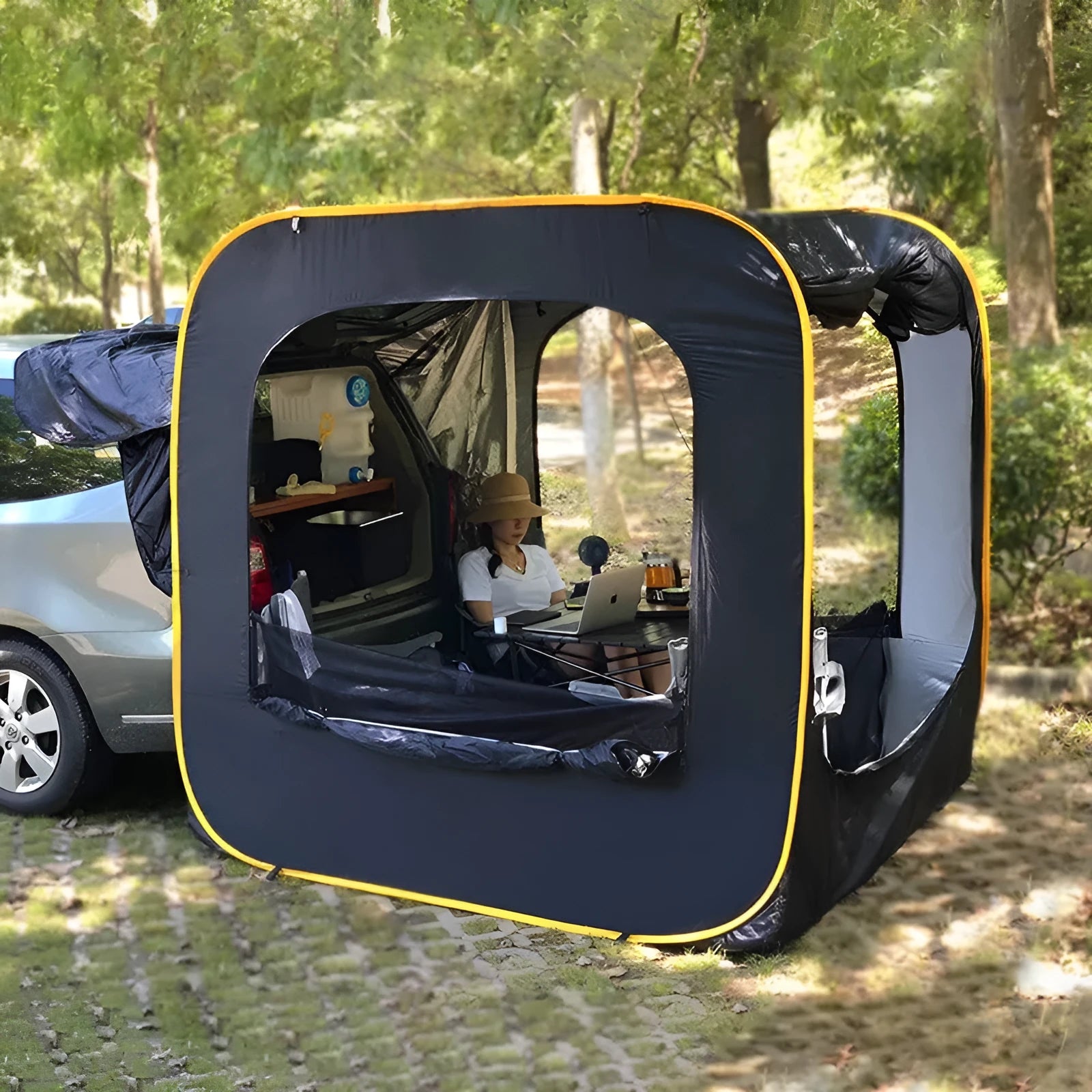 Black pop-up car tail tent with quick-throw setup, shown unfolded to its 200x200x200cm size.