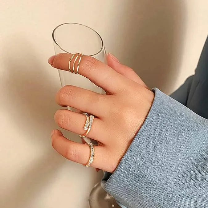 Alloy toe ring with copper plating and 14K gold finish in geometry shape