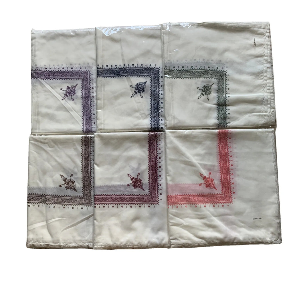 Large printed square scarf in lightweight polyester fabric showing 138x138cm dimensions