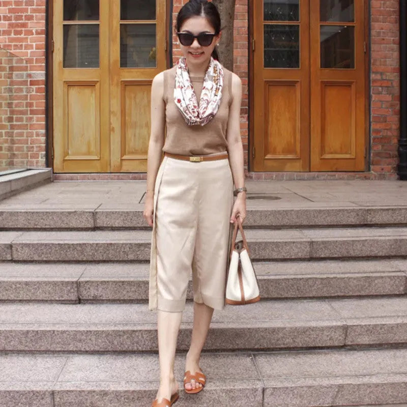 Women's canvas bucket tote bag with genuine leather details in 25cm and 30cm sizes