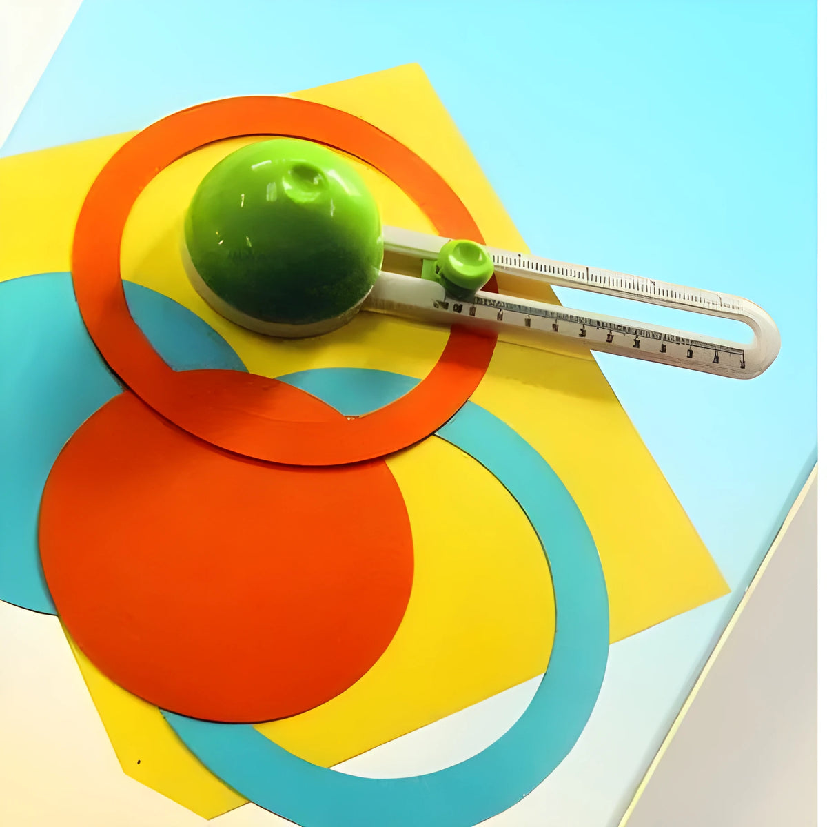 Green or orange plastic A3 round paper cutter for juvenile office supplies